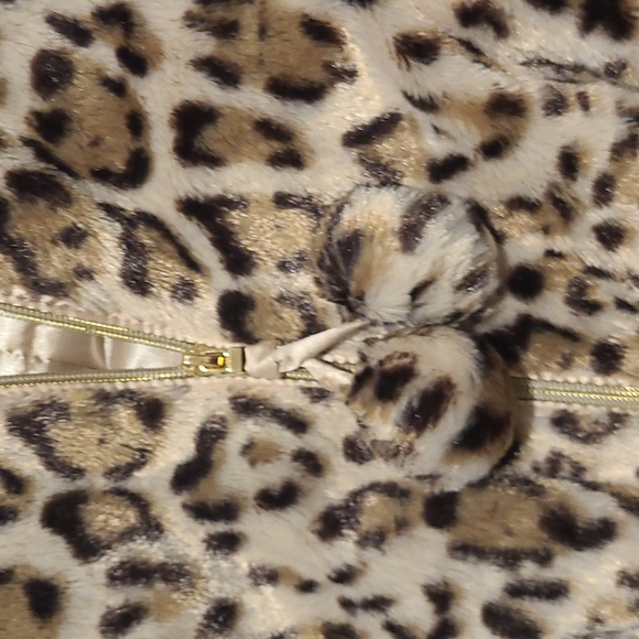 SOLD - Picture 3 of 6